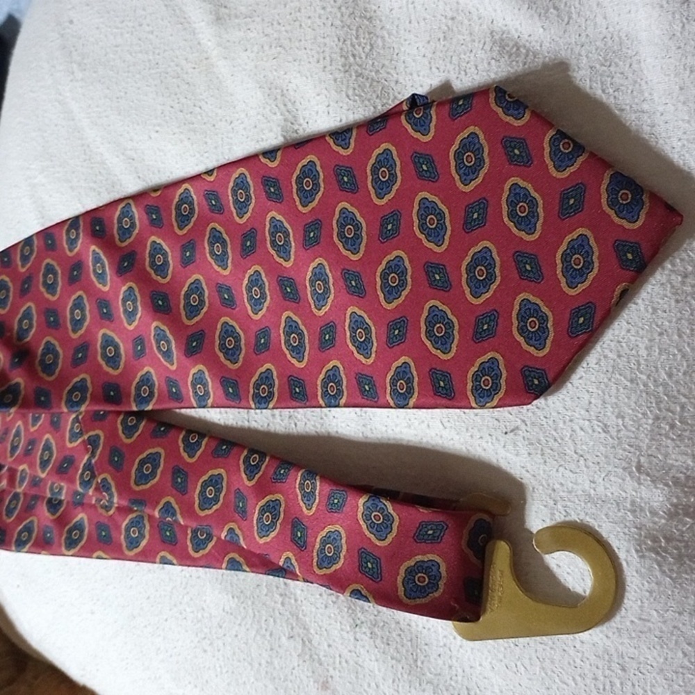 Tom James men's tie